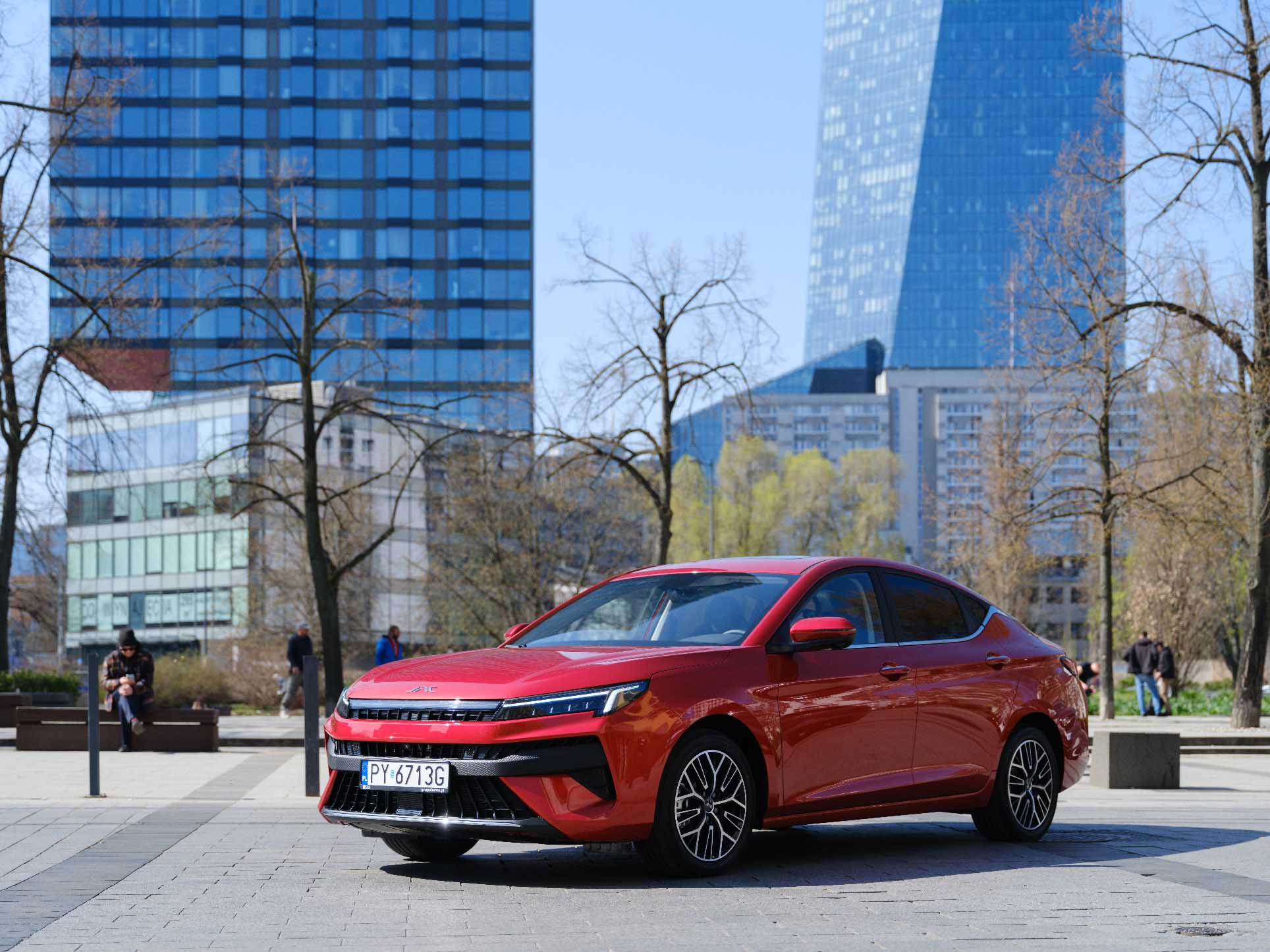 JAC J7 PLUS – nowa cena 89 900 zł brutto Korzyści na rocznik 2025